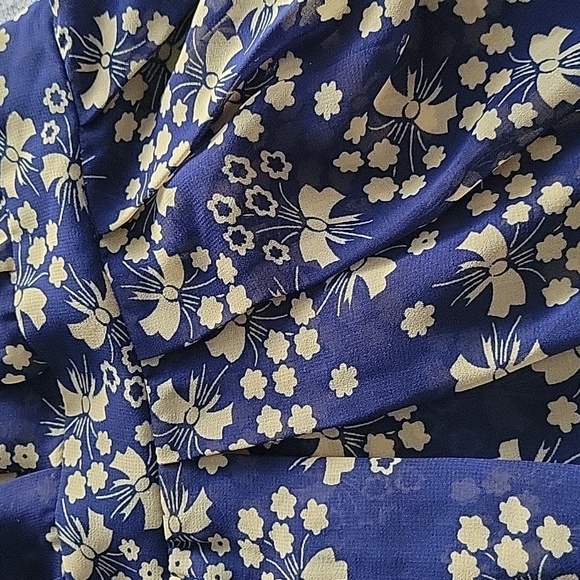 Forever 21 peplum floral top - Picture 8 of 8